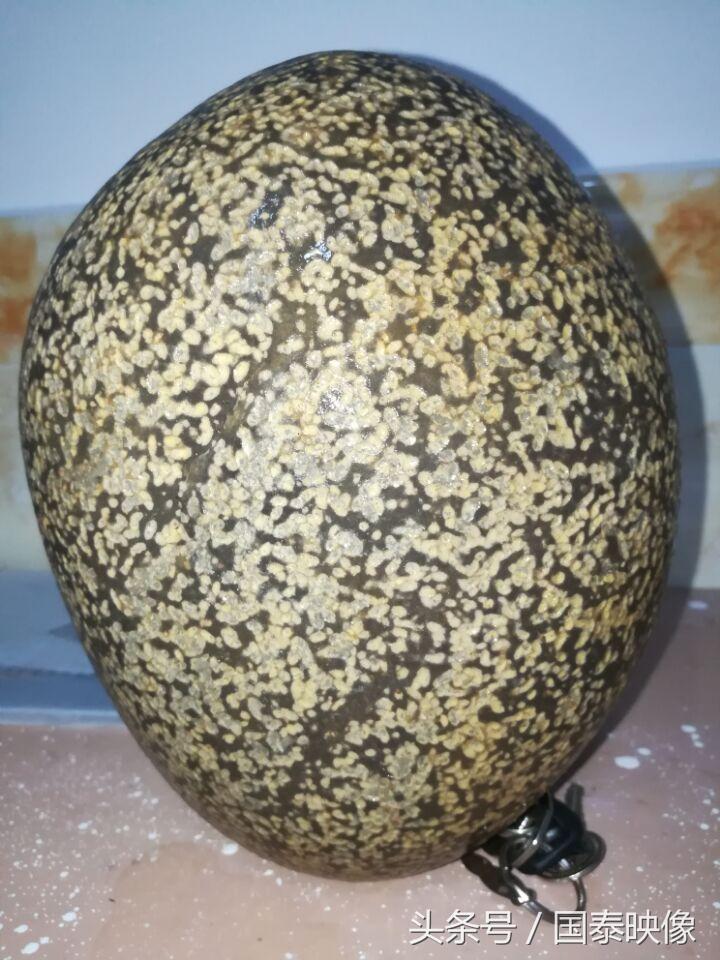 透明石,透明的石头鸽子蛋那么大?