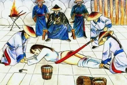 龙旋破军棍,游戏中的装备有哪些好听的名字?