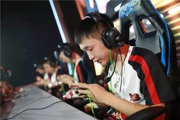 cf战队,cf5g战队怎么没了?
