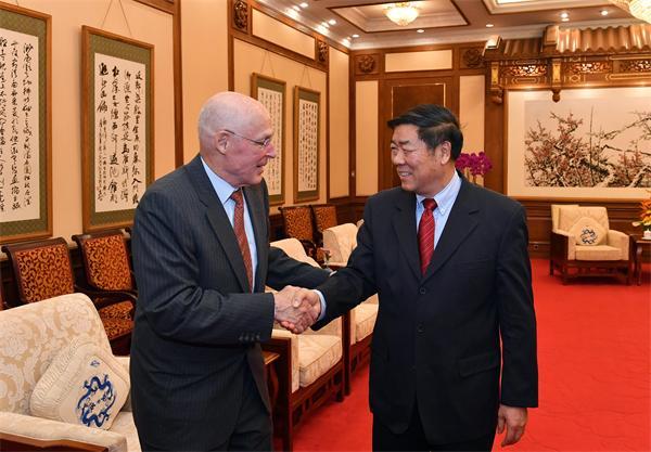 美国教师退休基金会,国外华侨基金会有哪些?