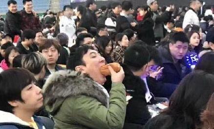 lol为什么不能观战（现在LOL是不是不能观战了）
