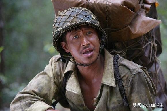 机枪弹夹（战场上的士兵如何判断弹夹里的子弹是否快要打完）